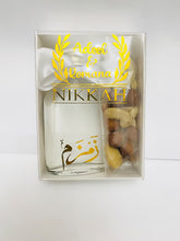 Load image into Gallery viewer, Personalised Wedding Party Wedding Clear Favour Box and Zam Zam Water 50ml & Ajwa dates