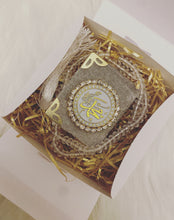 Load image into Gallery viewer, Wedding Party Wedding Favour Box 99 Bead Tasbih & Mini Quran