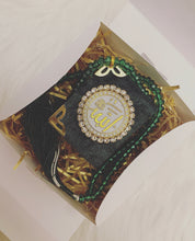 Load image into Gallery viewer, Wedding Party Wedding Favour Box 99 Bead Tasbih & Mini Quran