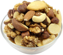 Load image into Gallery viewer, Savoury / Sweets Personalised Tin favours
